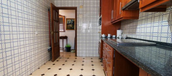 4 bedrooms Apartment in Cordoba, Spain No. 150541 9