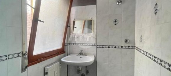 3-Zimmer Wohnung in Rome, Italy, Nr. 14595 7