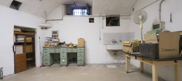 2 Schlafzimmer Wohnung in Milan, Italy, Nr. 246378 27