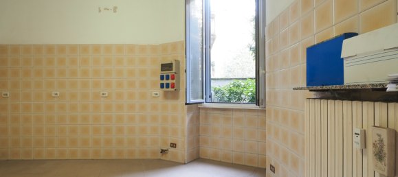 2 Schlafzimmer Wohnung in Milan, Italy, Nr. 246378 11