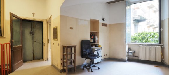 2 Schlafzimmer Wohnung in Milan, Italy, Nr. 246378 10