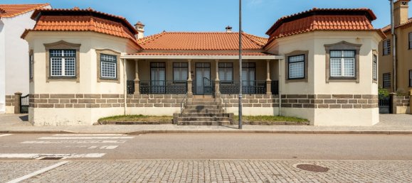 5 bedrooms Villa in Sao Felix da Marinha, Portugal No. 107608 3