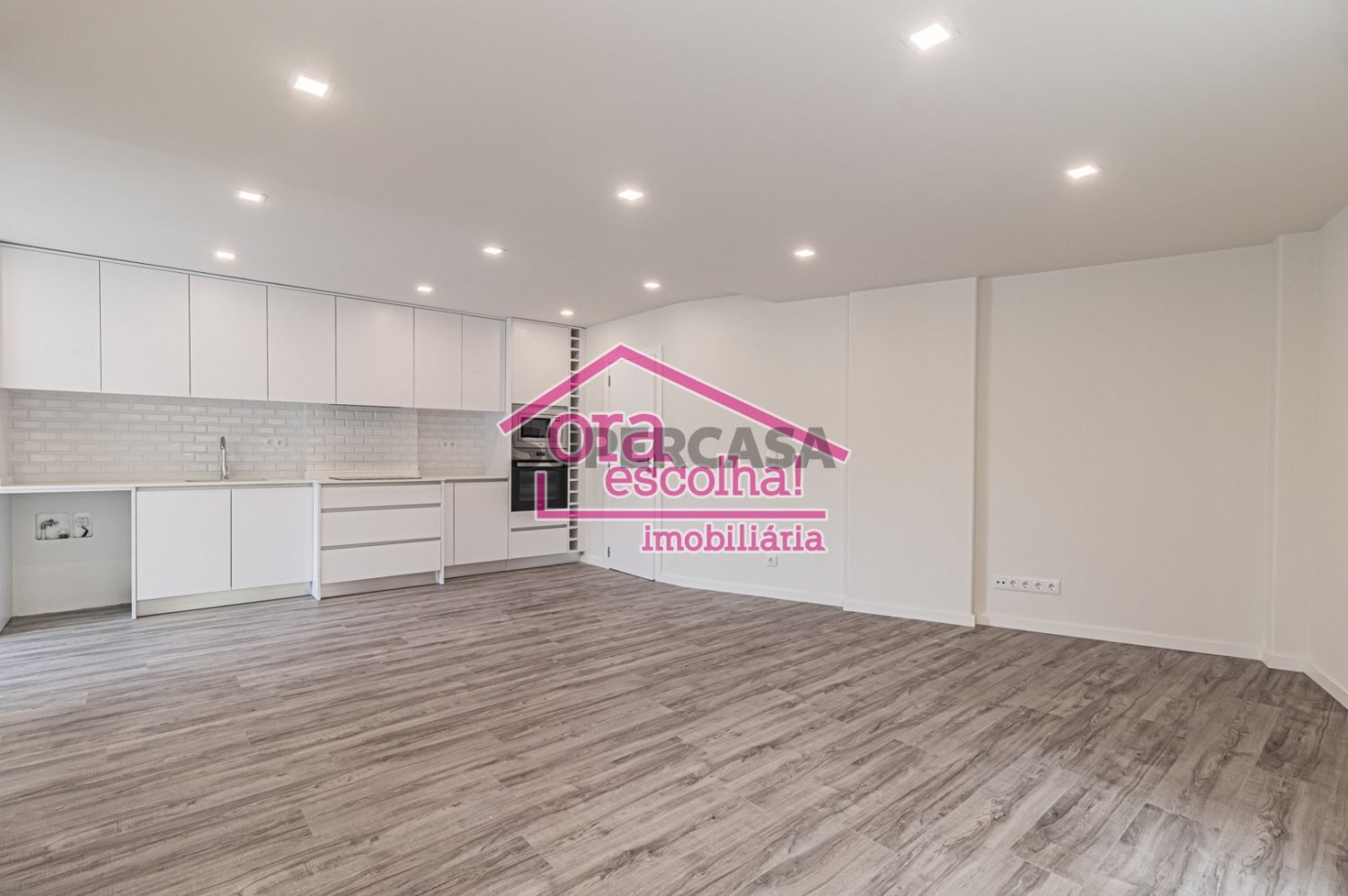 3 bedrooms Apartment in Cascais, Portugal No. 329412