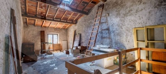 9-Zimmer Haus in Dolcè, Italy, Nr. 27933 8