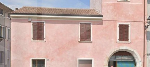 9-Zimmer Haus in Dolcè, Italy, Nr. 27933 13