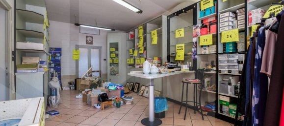 9-Zimmer Haus in Dolcè, Italy, Nr. 27933 11