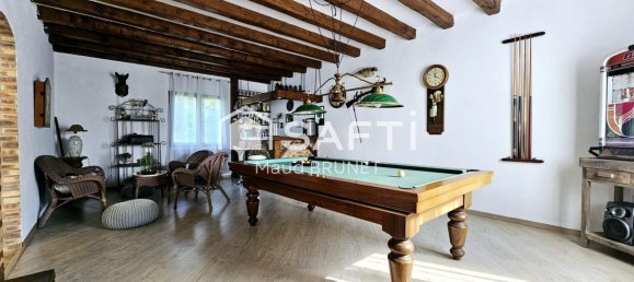 3 bedrooms House in Breval, France No. 326048 6