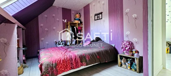 3 bedrooms House in Breval, France No. 326048 10