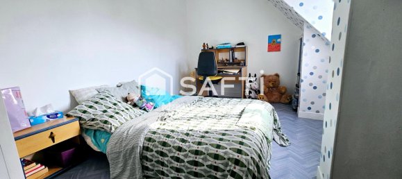 3 bedrooms House in Breval, France No. 326048 9