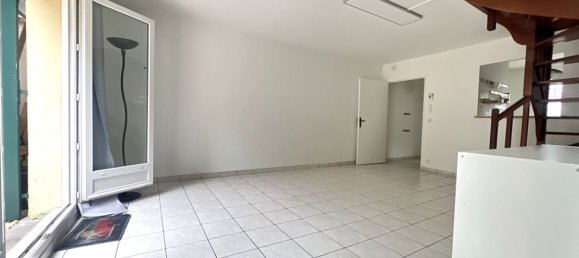 4 chambres Maison à Nanterre, France No. 151012 5