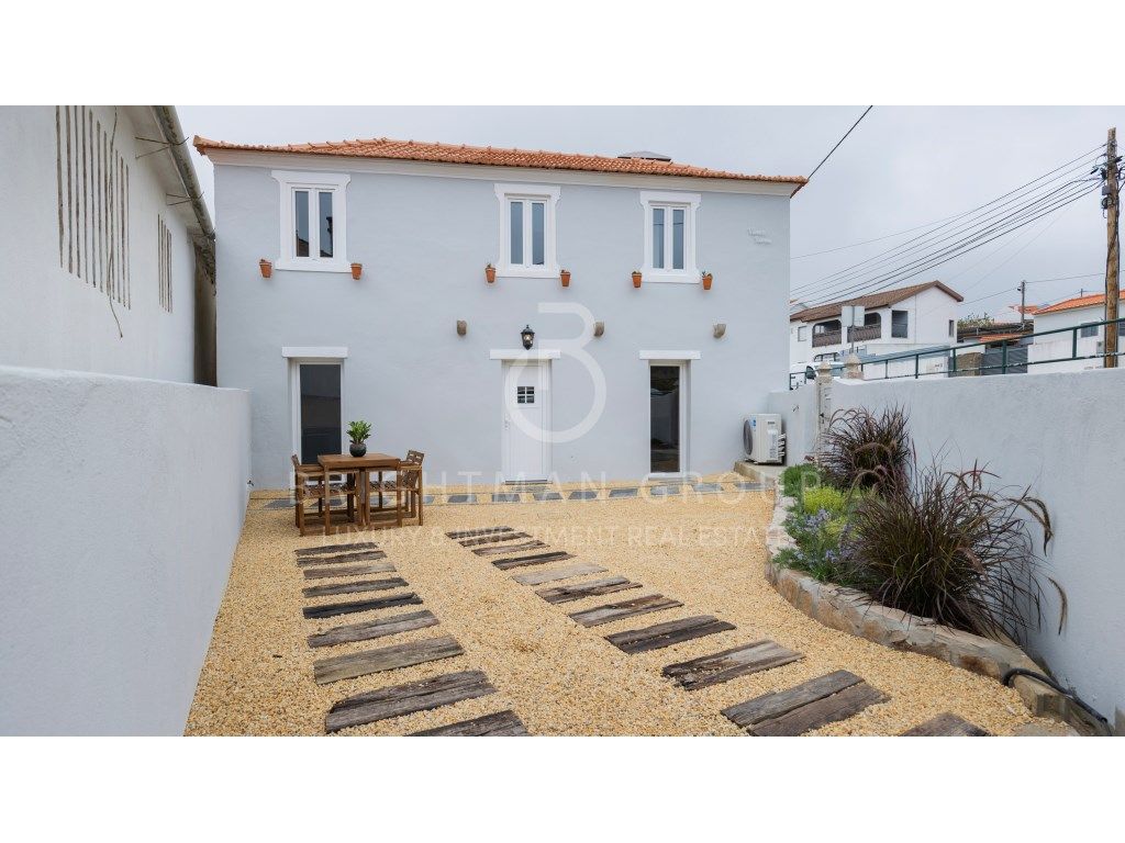 Casa de 2 dormitorios en Sintra, Portugal No. 208544