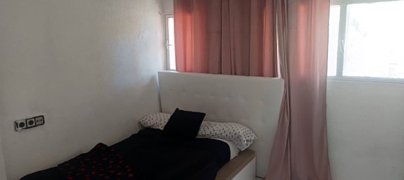 4 bedrooms Apartment in Lleida, Spain No. 175206 8