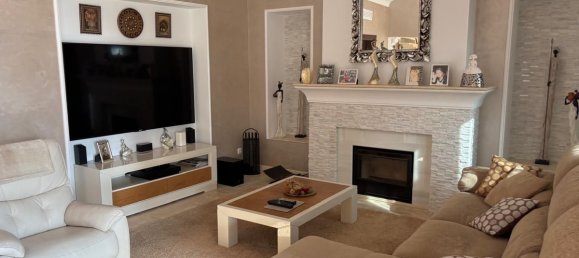 Villa T5 em Estepona, Spain N.º 49934 4