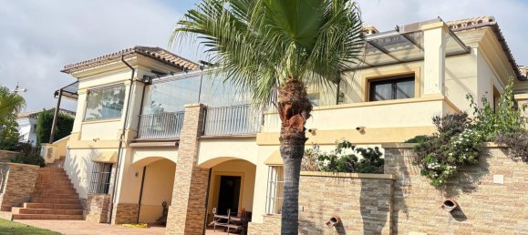 Villa T5 em Estepona, Spain N.º 49934 32
