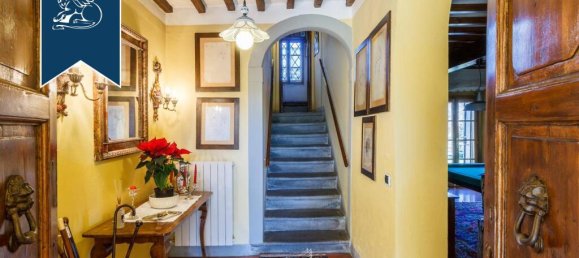 250m² Commercial property in Prato, Italy No. 55020 22