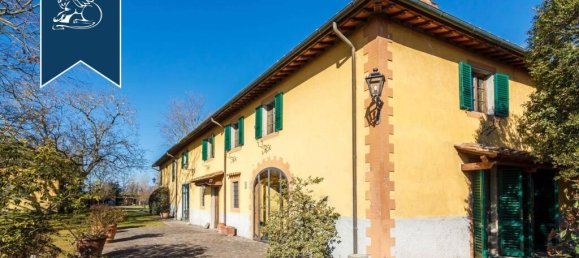 250m² Commercial property in Prato, Italy No. 55020 5