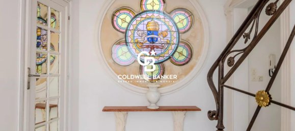 3 bedrooms Villa in Cannes, France No. 294719 2