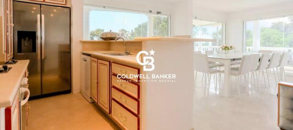 3 bedrooms Villa in Cannes, France No. 294719 20