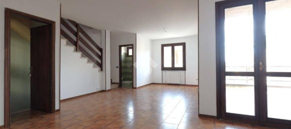 3 bedrooms House in Lonato del Garda, Italy No. 341892 8