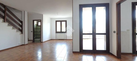 3 bedrooms House in Lonato del Garda, Italy No. 341892 9