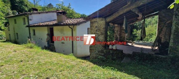 Casa de 4 dormitorios en Lucca, Italy No. 15654 24