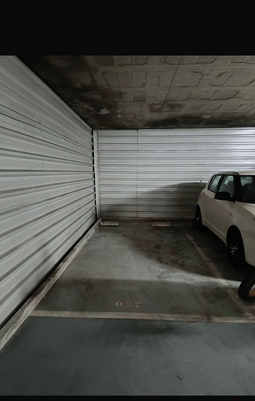  Garage in Estepona, Spain No. 221507