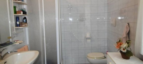 4 rooms House in Ronsecco, Italy No. 195455 9