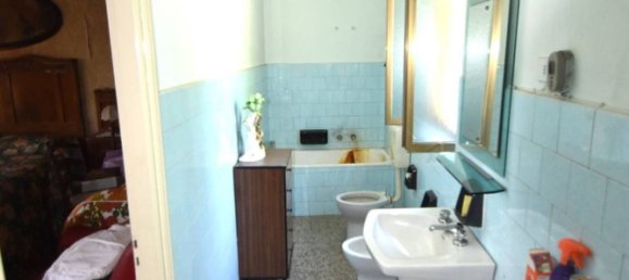 4 rooms House in Ronsecco, Italy No. 195455 15