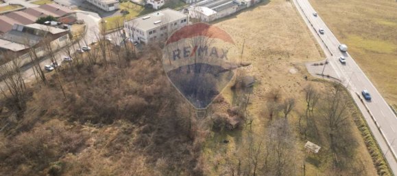 1980m² Land in Belluno, Italy No. 357157 5