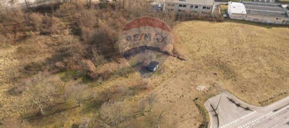 1980m² Land in Belluno, Italy No. 357157 3