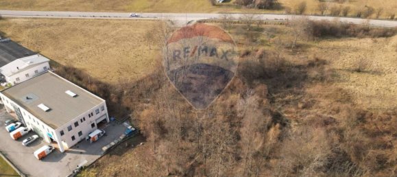 1980m² Land in Belluno, Italy No. 357157 9