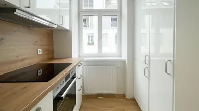 3 rooms Apartment in Hernals, Austria No. 175532