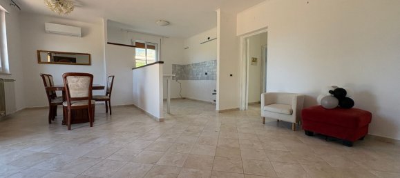 Villa de 4 divisões em Terracina, Italy N.º 273618 25