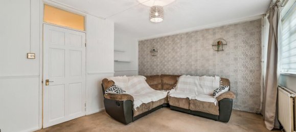 3 bedrooms Apartment in London, United Kingdom No. 9887 4