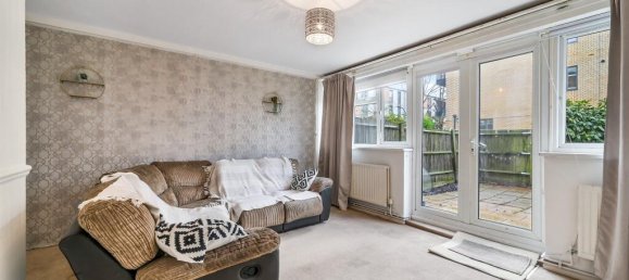 3 bedrooms Apartment in London, United Kingdom No. 9887 2