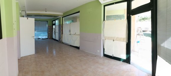 73m² Commercial property in Bucchianico, Italy No. 100813 17