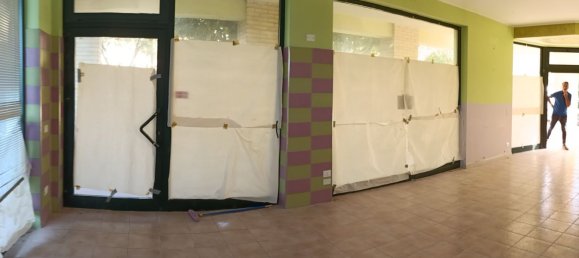 73m² Commercial property in Bucchianico, Italy No. 100813 14