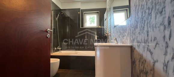 3 Schlafzimmer Wohnung in Porto, Portugal, Nr. 199761 8