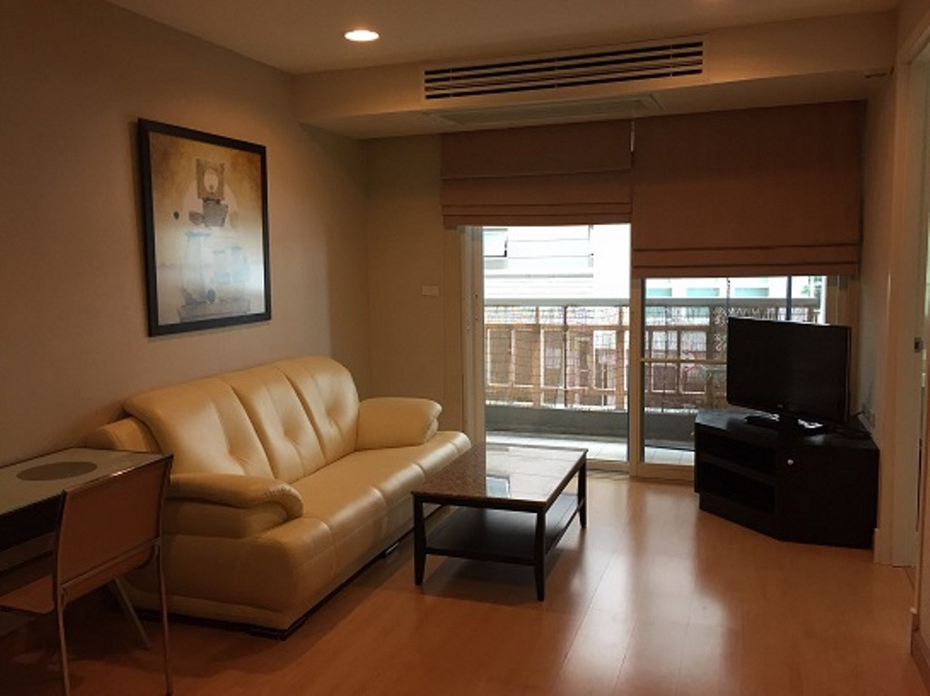2 bedrooms Condo in Bangkok, Thailand No. 6728