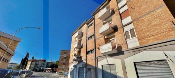 Квартира с 3 спальнями в Матера, Италия № 24735 4