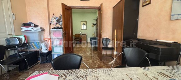 2 bedrooms Apartment in Florence, Italy No. 40601 4