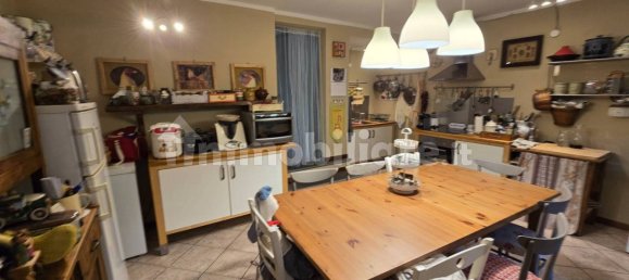 3 bedrooms House in Cologno al Serio, Italy No. 372692 32