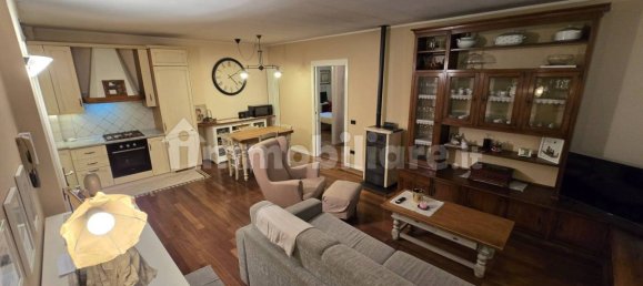 3 bedrooms House in Cologno al Serio, Italy No. 372692 11