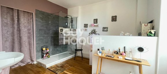 9 Schlafzimmer Schlösser in Les Aix-d'Angillon, France, Nr. 255963 8