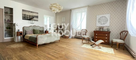 9 Schlafzimmer Schlösser in Les Aix-d'Angillon, France, Nr. 255963 5