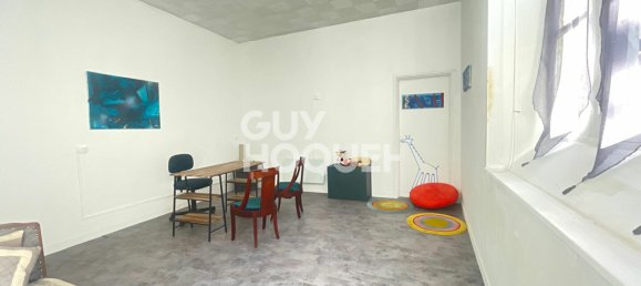 9 Schlafzimmer Schlösser in Les Aix-d'Angillon, France, Nr. 255963 16