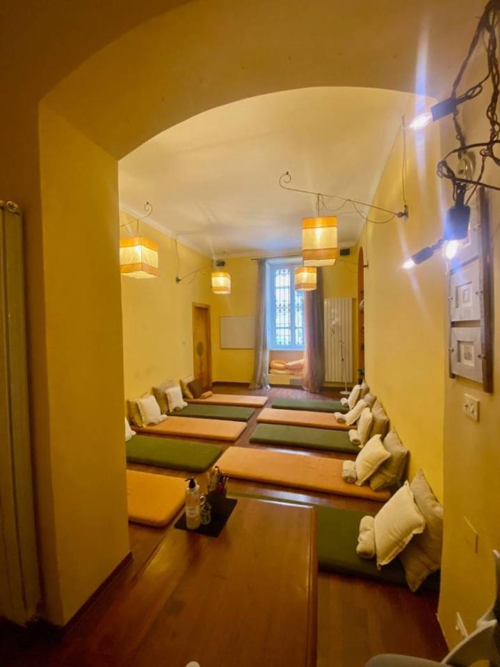 2غرفة شقة في Turin, Italy رقم 74730