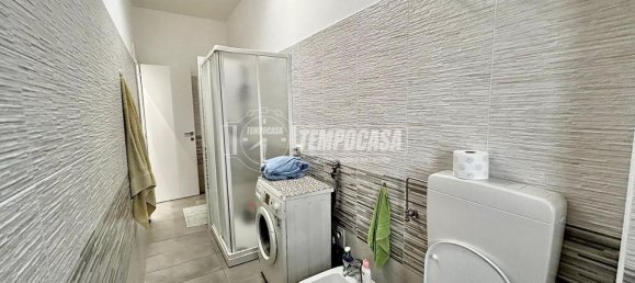 2 bedrooms Apartment in Turin, Italy No. 345515 15