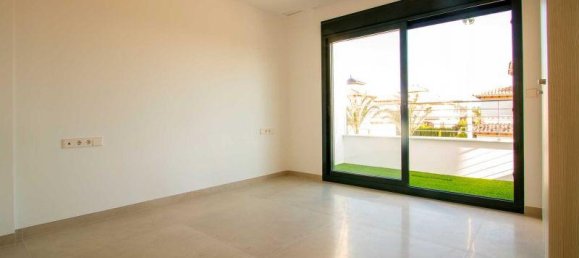 3 bedrooms Villa in La Marina, Spain No. 6992 12