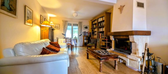 5 Schlafzimmer Haus in Mainvilliers, France, Nr. 52736 2